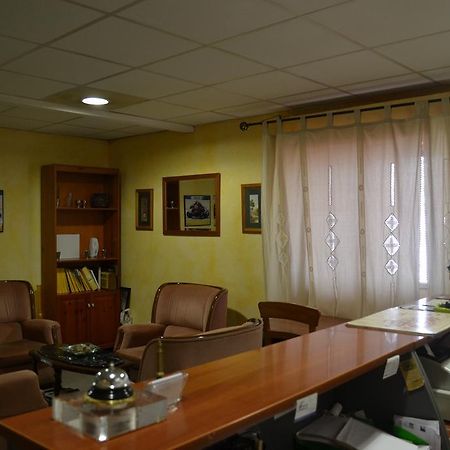 Hostal Al-Qazeres Caceres Luaran gambar